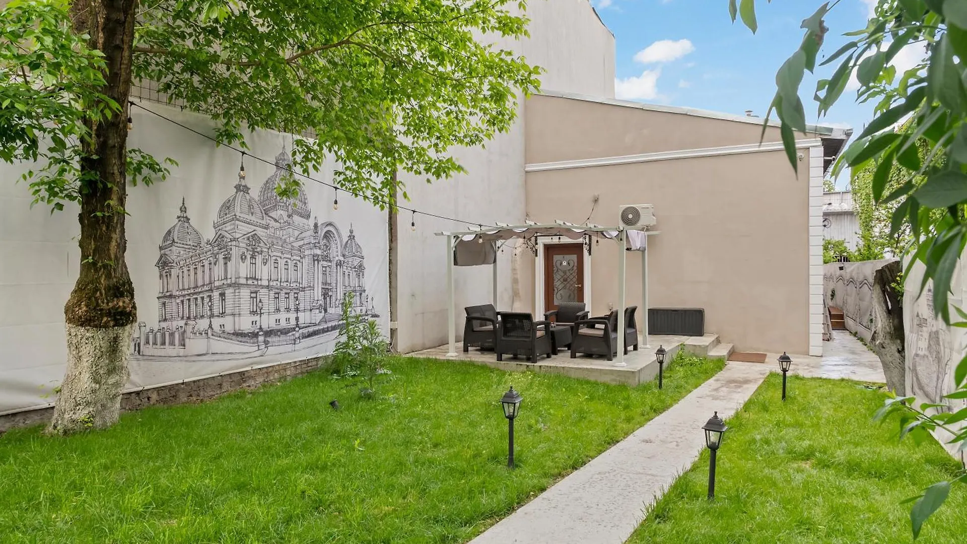 High Ceilings Apartments Bucharest Garden - Parking
