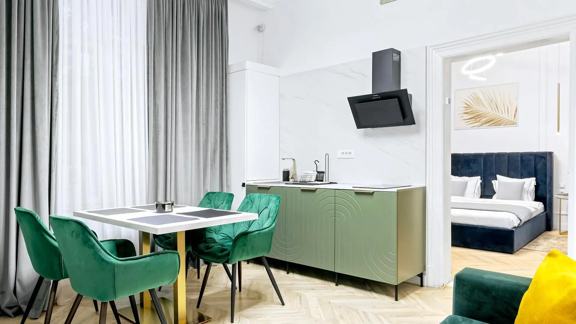 High Ceilings Apartments Bucharest Garden - Parking Romania